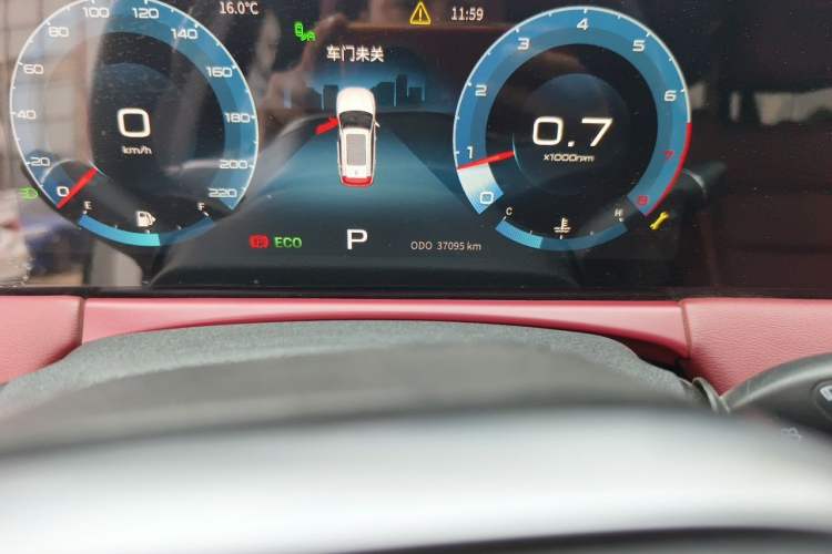 Used JETOUR X70 PLUS 2021 1.6T DCT Star 7-Seater Odometer Close Up