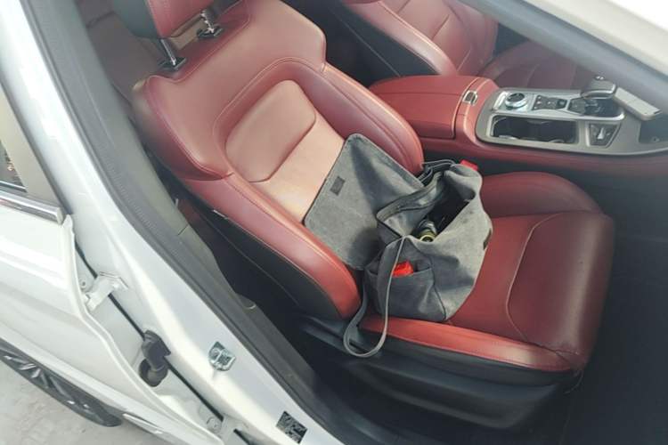 Used JETOUR X70 PLUS 2021 Revised Version 1.5T DCT ShanPRO 5-Seater Right Front Seat