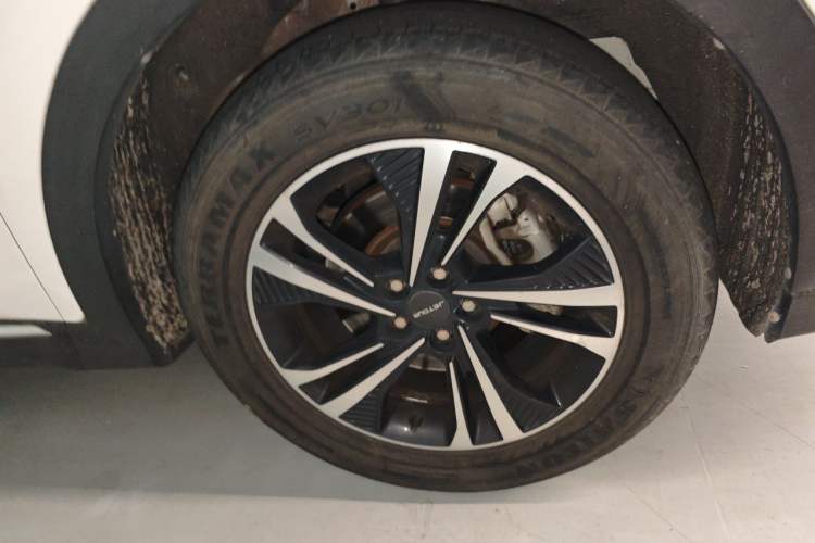 Used JETOUR X70 PLUS 2021 1.5T Manual Wind 7-Seater Right Front Wheel Hub