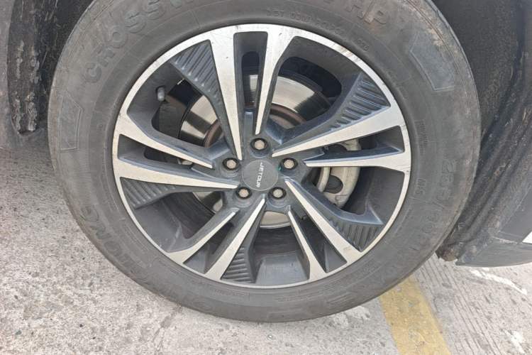 Used JETOUR X70 PLUS 2021 1.5T Manual Wind 7-Seater Right Front Wheel Hub