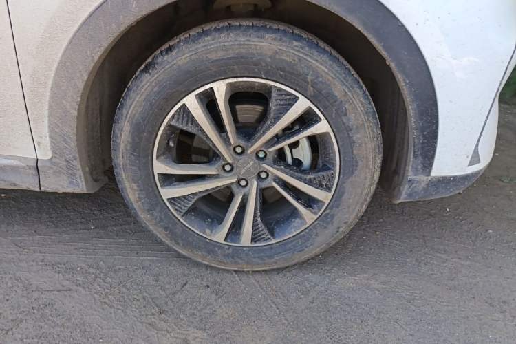 Used JETOUR X70 PLUS 2021 1.6T DCT Star 7-Seater Right Front Wheel Hub