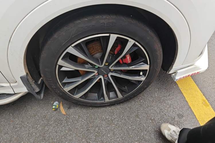 Used JETOUR X70 PLUS 2021 1.6T DCT 7-Seater Right Front Wheel Hub