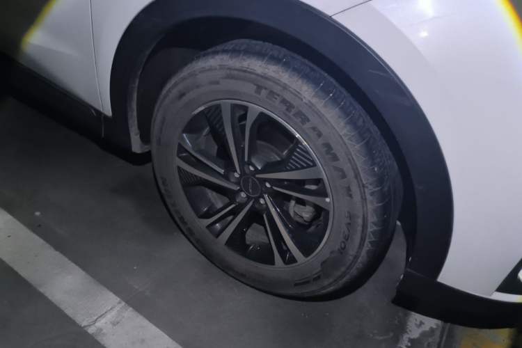 Used JETOUR X70 PLUS 2021 1.6T DCT Star 7-Seater Right Front Wheel Hub