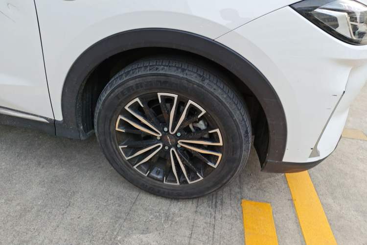 Used JETOUR X70 PLUS 2021 Facelift 1.5T DCT ShanPRO 7-Seater Right Front Wheel Hub