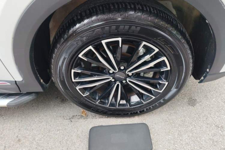 Used JETOUR X70 PLUS 2021 Facelift 1.5T DCT ShanPRO 7-Seater Right Front Wheel Hub