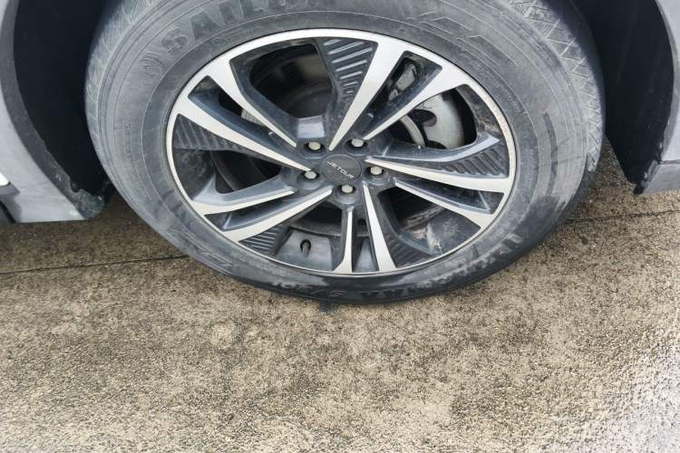 Used JETOUR X70 PLUS 2021 1.5T DCT Mountain 5-Seater Right Front Wheel Hub