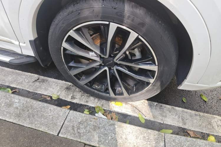 Used JETOUR X70 PLUS 2021 1.6T DCT Pro 7-seater Right Front Wheel Hub