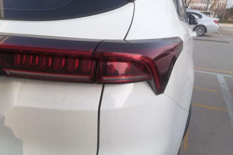 Used JETOUR X70 PLUS 2021 1.5T Manual Lin 5-Seater Right Rear Taillight