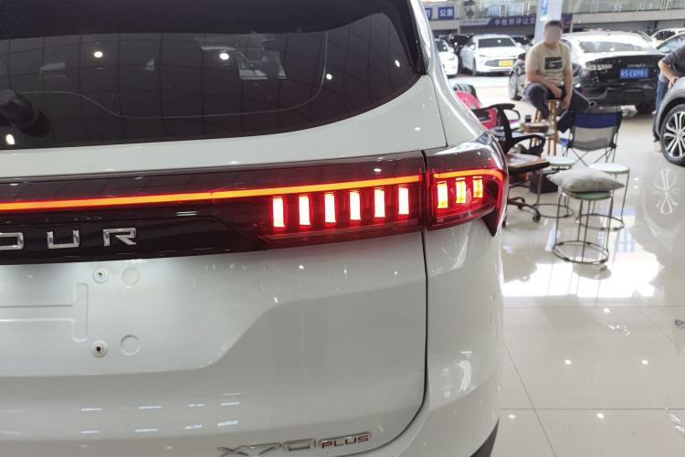 Used JETOUR X70 PLUS 2021 1.6T DCT Star 7-Seater Right Rear Taillight