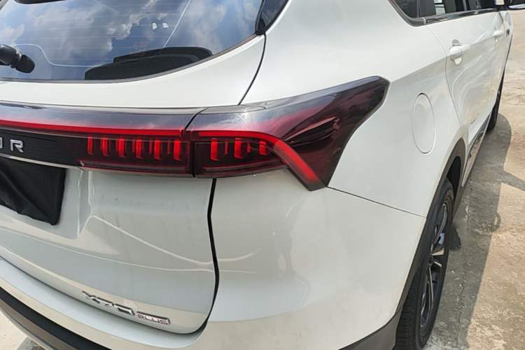Used JETOUR X70 PLUS 2021 1.6T DCT Star 5-Seater Right Rear Taillight