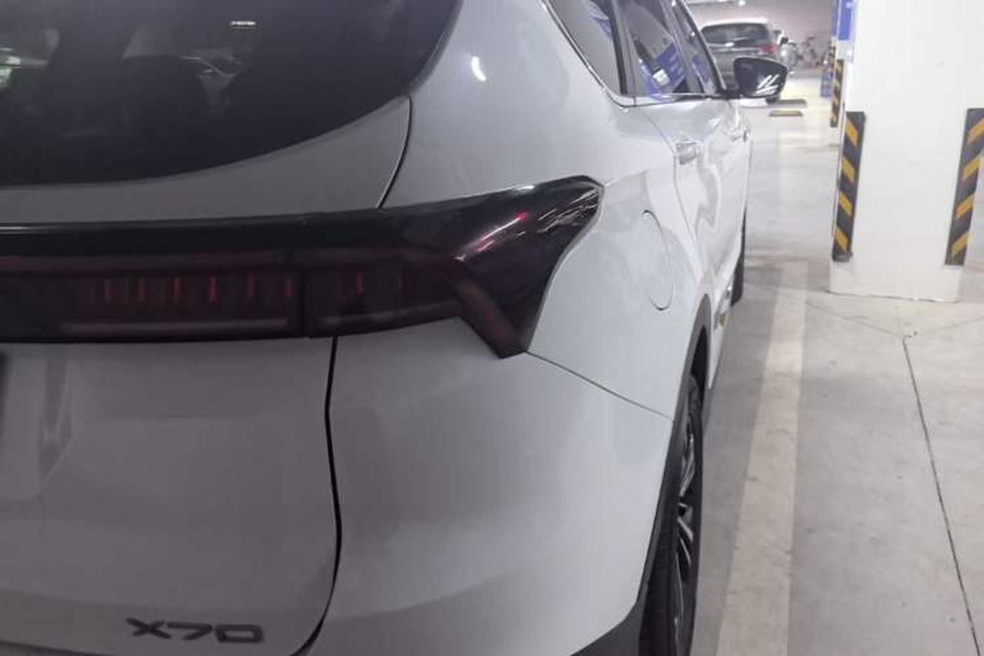 Used JETOUR X70 PLUS 2021 1.6T DCT Star 5-Seater Right Rear Taillight