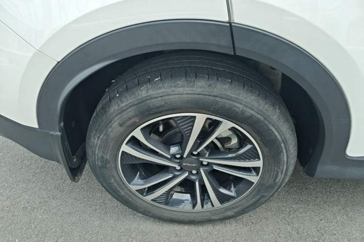 Used JETOUR X70 PLUS 2021 1.6T DCT Star 5-Seater Right Rear Wheel Hub