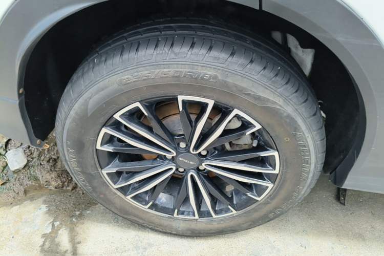 Used JETOUR X70 PLUS 2021 Revised Version 1.5T DCT ShanPRO 5-Seater Right Rear Wheel Hub