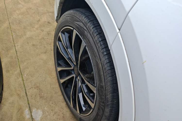Used JETOUR X70 PLUS 2021 1.6T DCT Pro 5-Seater Right Rear Wheel Hub