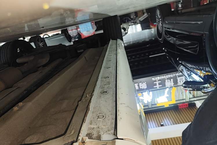 Used JETOUR X70 PLUS 2021 1.6T DCT Pro 7-seater Right Side Sill