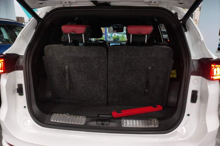 Used JETOUR X70 PLUS 2021 1.6T DCT Pro+ 7-Seater Trunk