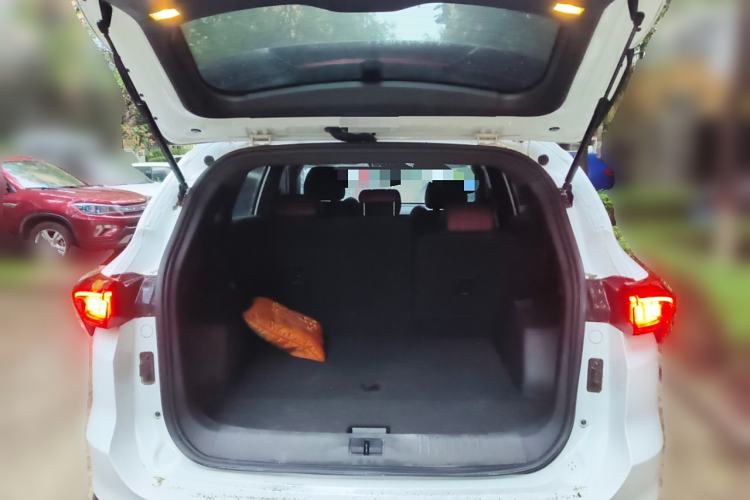 Used JETOUR X70 PLUS 2021 1.5T DCT Mountain 5-Seater Trunk