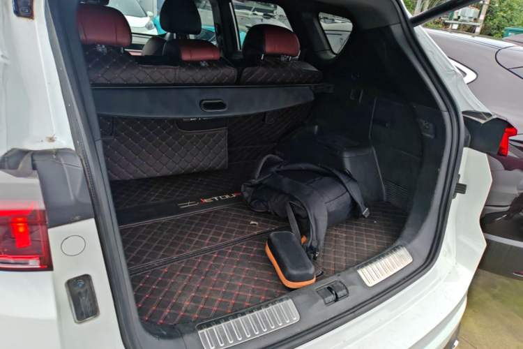 Used JETOUR X70 PLUS 2021 1.6T DCT Pro 5-Seater Trunk