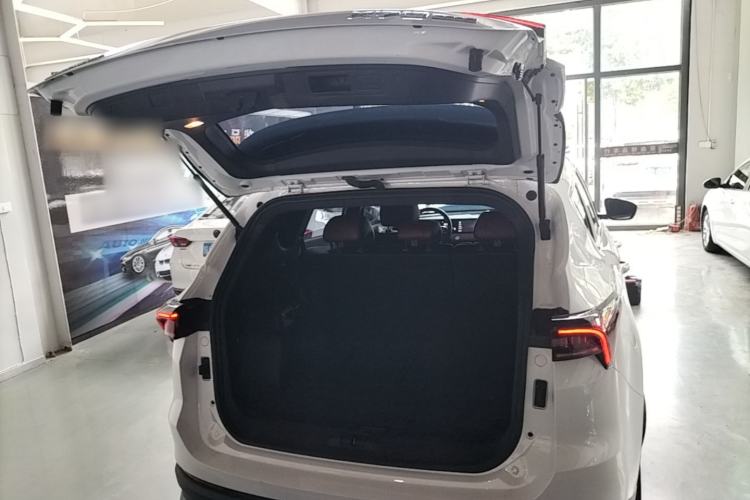 Used JETOUR X70 PLUS 2021 1.6T DCT Star 7-Seater Trunk