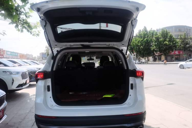 Used JETOUR X70 PLUS 2021 1.5T DCT Mountain 5-Seater Trunk