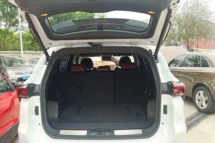 Used JETOUR X70 PLUS 2021 1.6T DCT Pro+ 7-Seater Trunk
