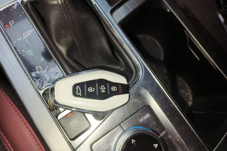 Used JETOUR X70 PLUS 2021 1.5T DCT Mountain 5-Seater Vehicle Key