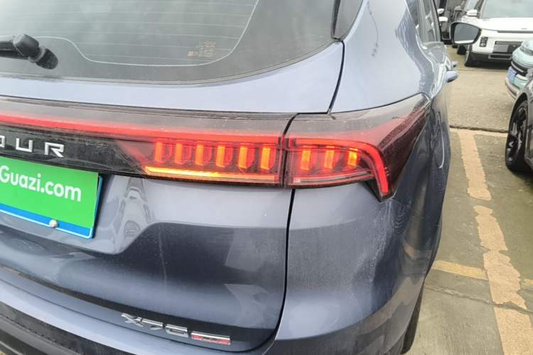 Used JETOUR X70 PLUS 2022 1.5T CVT Mountain 7-Seater Right Rear Taillight