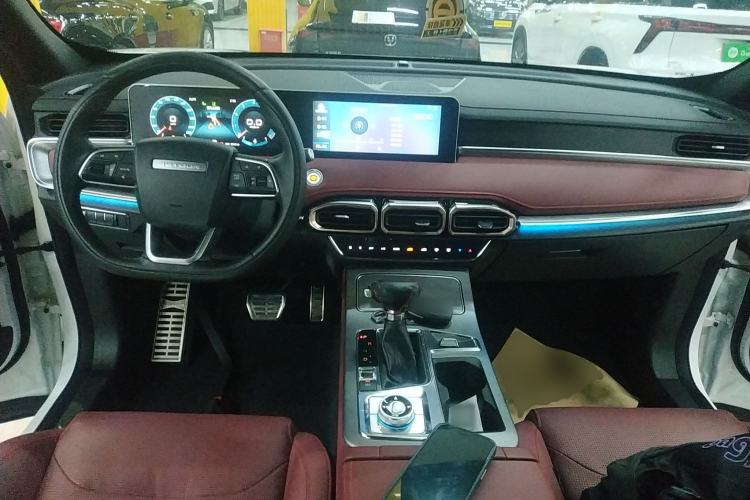 Used JETOUR X70 PLUS 2022 1.5T DCT Luxury Edition 5 Seats Center Console