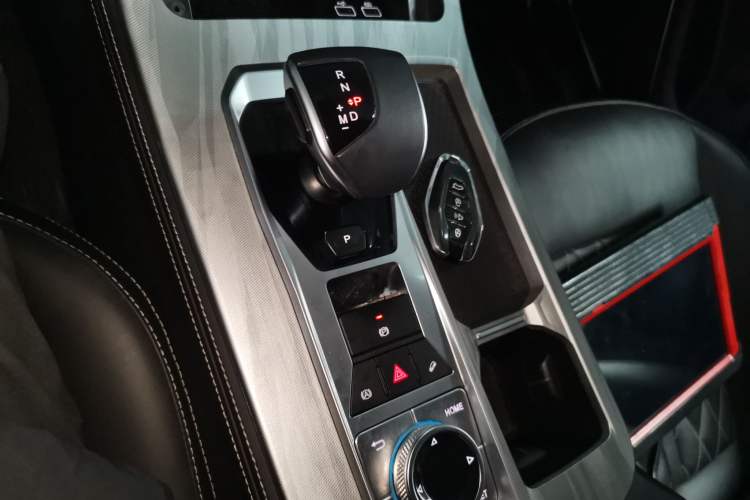 Used JETOUR X70 PLUS 2022 1.5T CVT Mountain 5-Seater Gear Lever