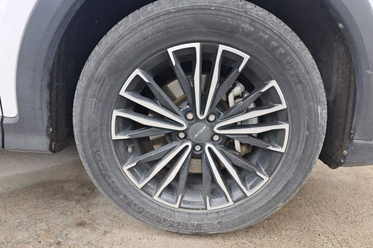 Used JETOUR X70 PLUS 2022 1.5T DCT Luxury Edition 5 Seats Right Front Wheel Hub