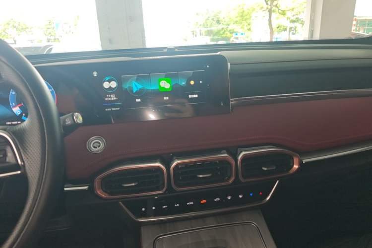 Used JETOUR X70 PLUS 2023 1.5T CVT Ziqiang MAX 7-Seater Audio And AC Panel