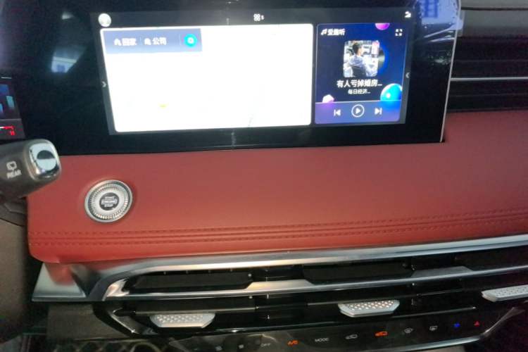 Used JETOUR X70 PLUS 2023 1.5T DCT Brave PLUS 5-Seater Audio And AC Panel