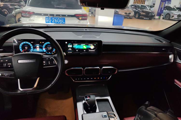 Used JETOUR X70 PLUS 2023 1.5T DCT Ziqiang PRO+ 5-Seater Audio And AC Panel