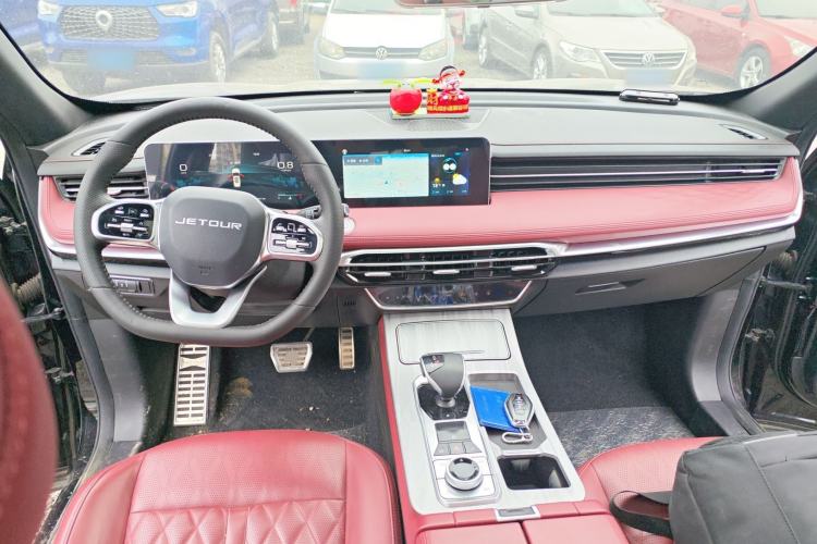 Used JETOUR X70 PLUS 2023 1.6T DCT Stronger 5-Seater Center Console