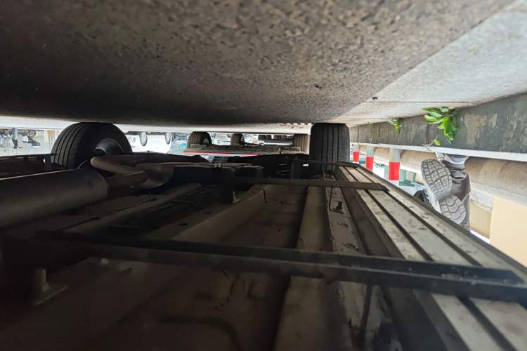 Used JETOUR X70 PLUS 2023 1.5T Manual Self-Reliant 5-Seater Chassis Front Right