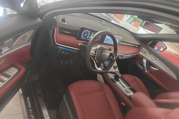 Used JETOUR X70 PLUS 2023 1.6T DCT Stronger PRO 5-Seater Driver Seat