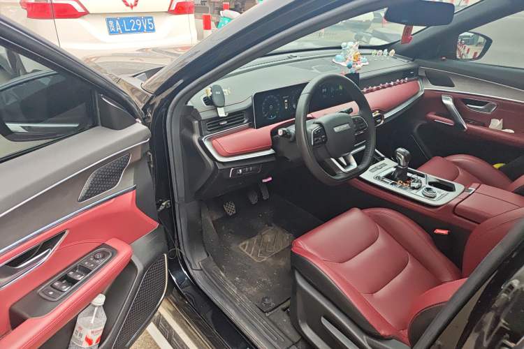 Used JETOUR X70 PLUS 2023 1.5T Manual Self-Reliant 5-Seater Driver Seat