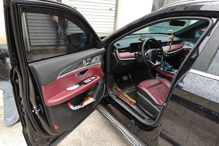 Used JETOUR X70 PLUS 2023 1.6T DCT Stronger PRO+ 7-Seater Driver Seat
