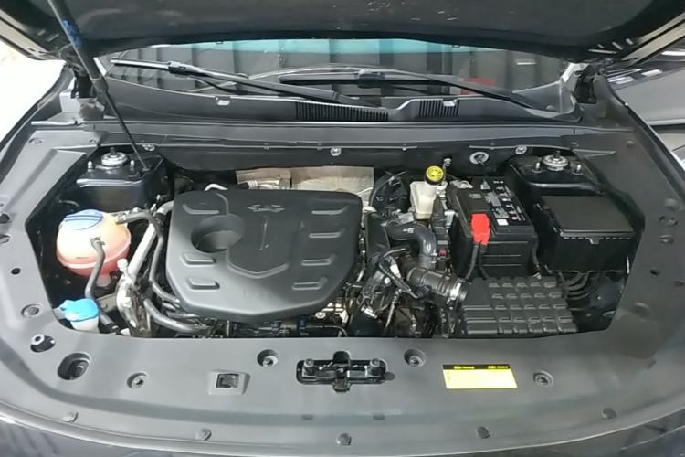 Used JETOUR X70 PLUS 2023 1.5T DCT Ziqiang PRO 5-Seater Engine Bay