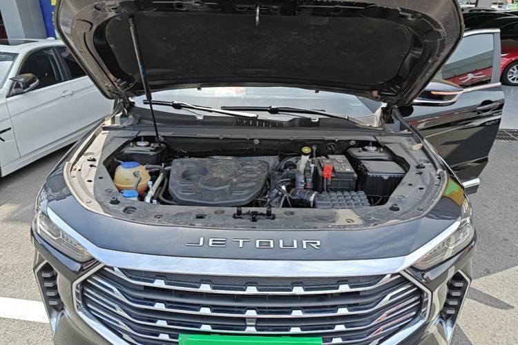 Used JETOUR X70 PLUS 2023 1.5T DCT Ziqiang PRO+ 5-Seater Engine Bay