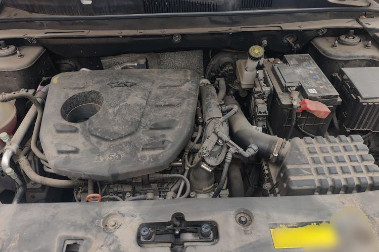 Used JETOUR X70 PLUS 2023 1.5T Manual Warrior PRO 7-Seater Engine Bay