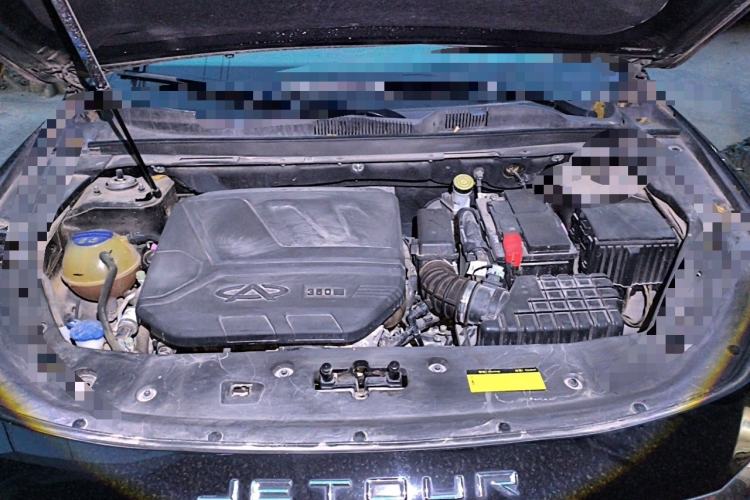 Used JETOUR X70 PLUS 2023 1.6T DCT Stronger PRO 7-Seater Engine Bay