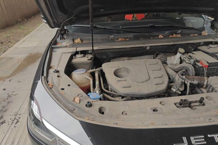 Used JETOUR X70 PLUS 2023 1.5T DCT Ziqiang PRO 5-Seater Engine Bay Right