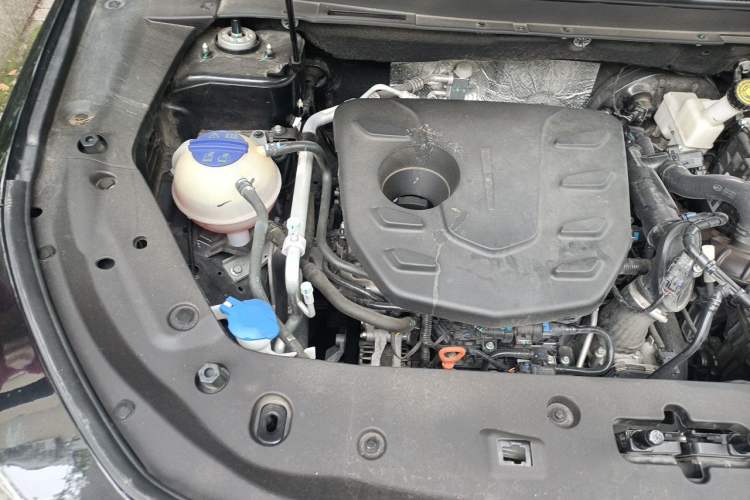 Used JETOUR X70 PLUS 2023 1.5T DCT Ziqiang PRO+ 7-Seater Engine Bay Right