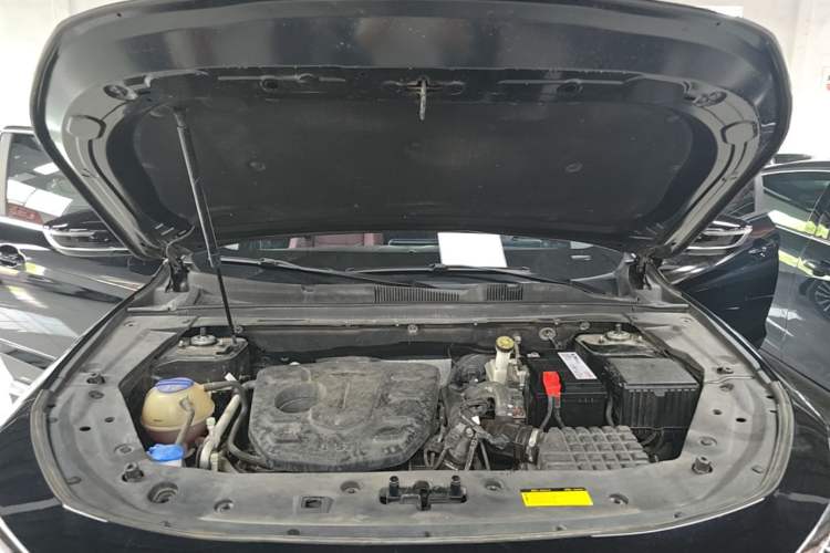 Used JETOUR X70 PLUS 2023 1.5T DCT Ziqiang PRO 5-Seater Engine Bay