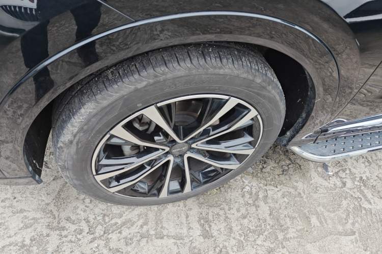 Used JETOUR X70 PLUS 2023 1.6T DCT Stronger PRO+ 5-Seater Exterior 4