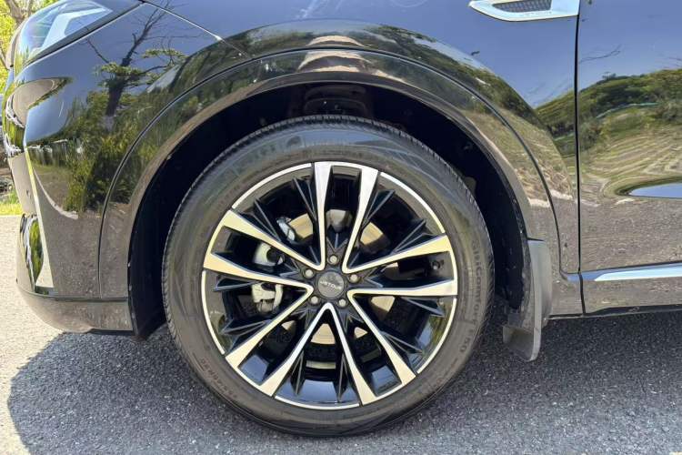 Used JETOUR X70 PLUS 2023 1.6T DCT Stronger PRO 5-Seater Exterior 8