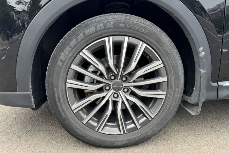 Used JETOUR X70 PLUS 2023 1.6T DCT Stronger 5-Seater Exterior 8