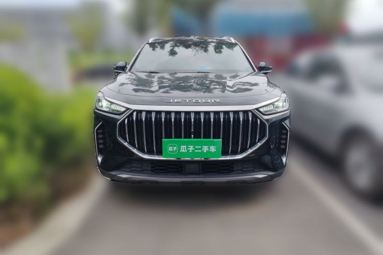 Used JETOUR X70 PLUS 2023 1.5T DCT Brave PLUS 5-Seater Front