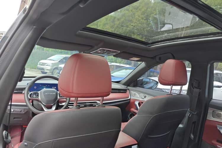 Used JETOUR X70 PLUS 2023 1.6T DCT Stronger PRO+ 5-Seater Headliner